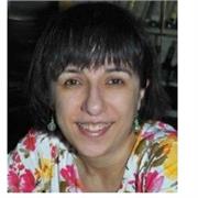 laureata in lingue ed economia disponibile per aiuto compiti